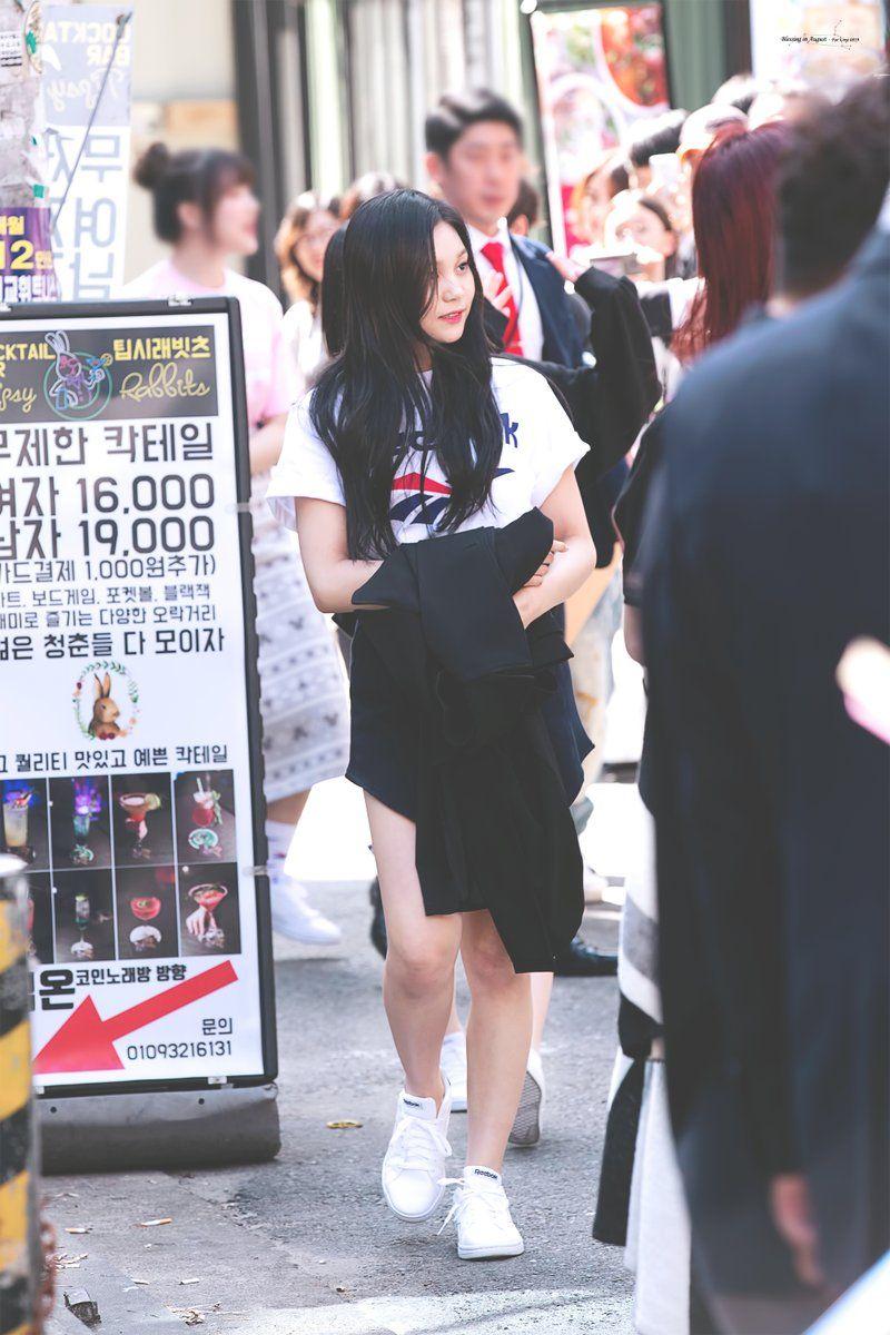 여자친구 엄지1