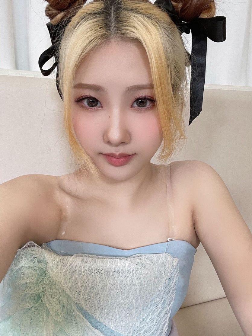 PURPLE K!SS CHAEIN1