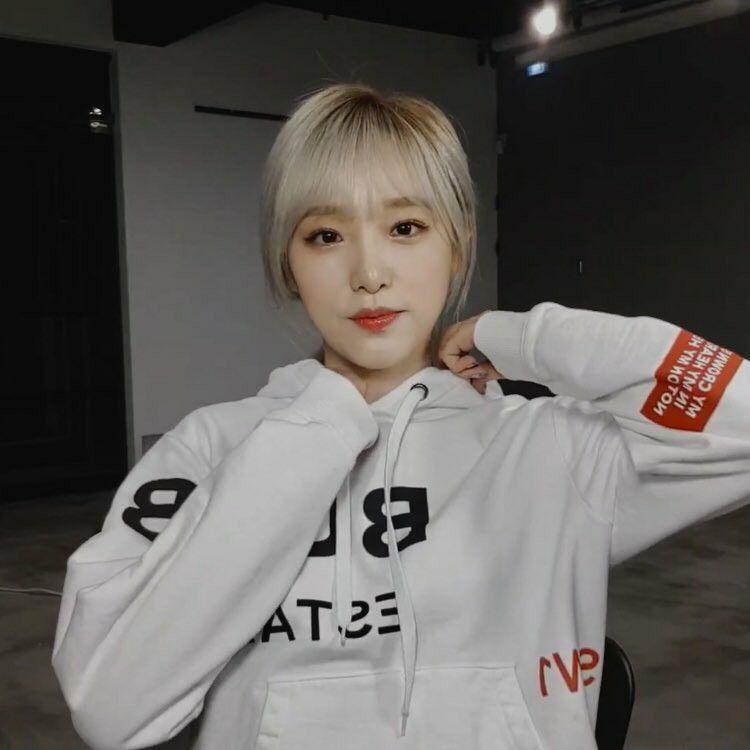 최예나0
