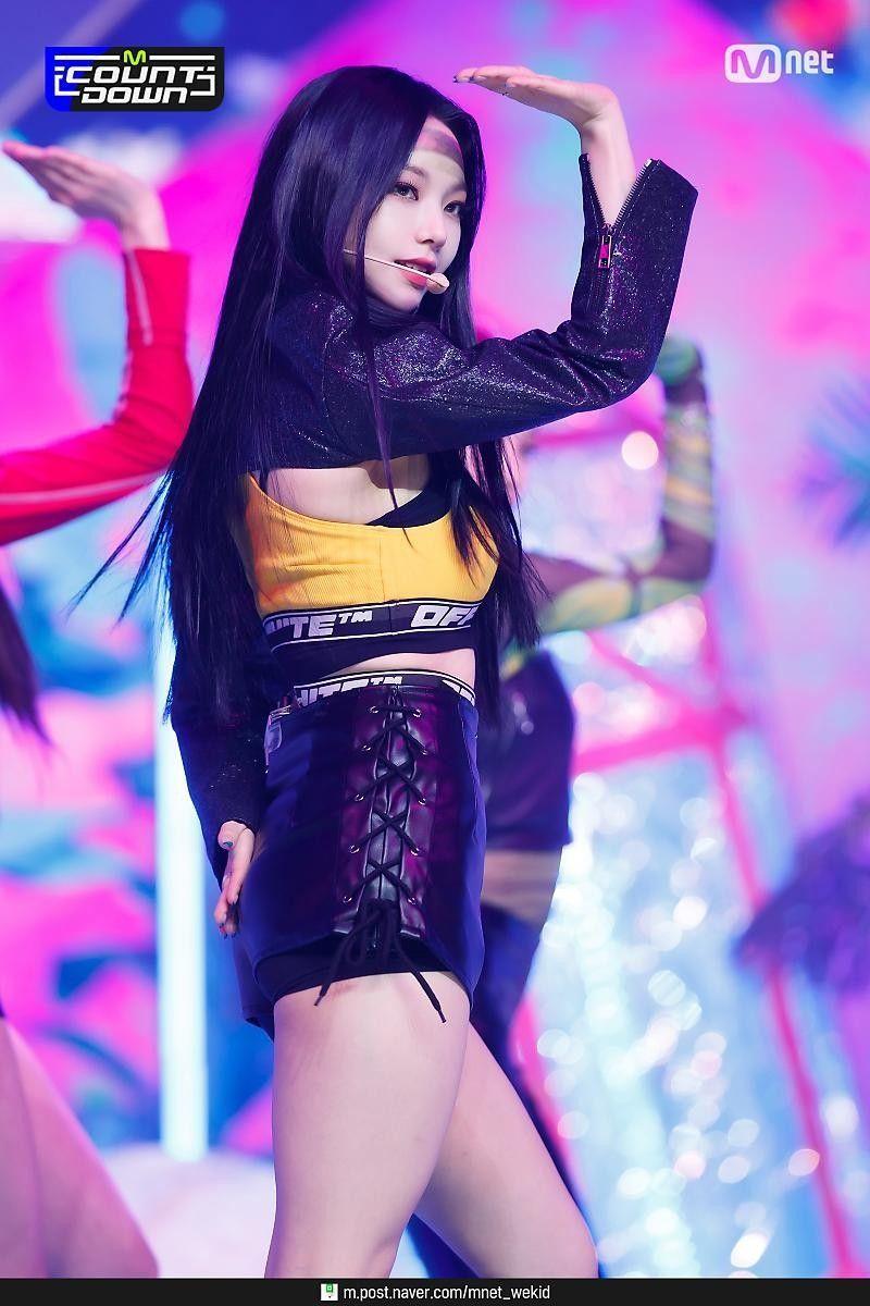 Aespa Karina0