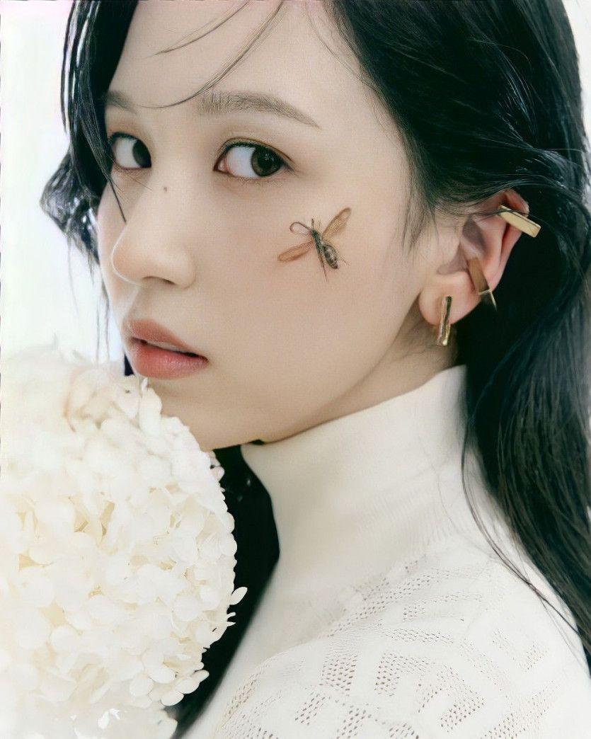 TWICE MINA2