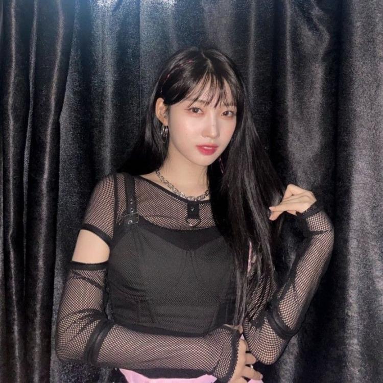 EVERGLOW Sihyeon2