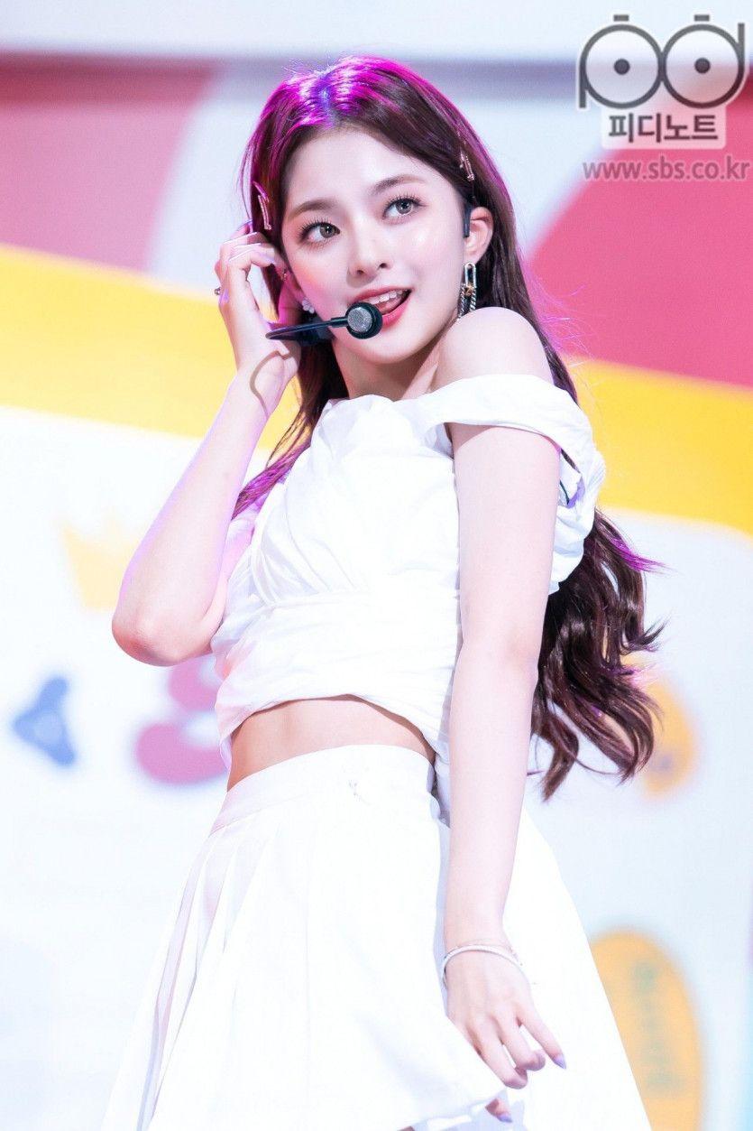 프로미스나인 이나경4