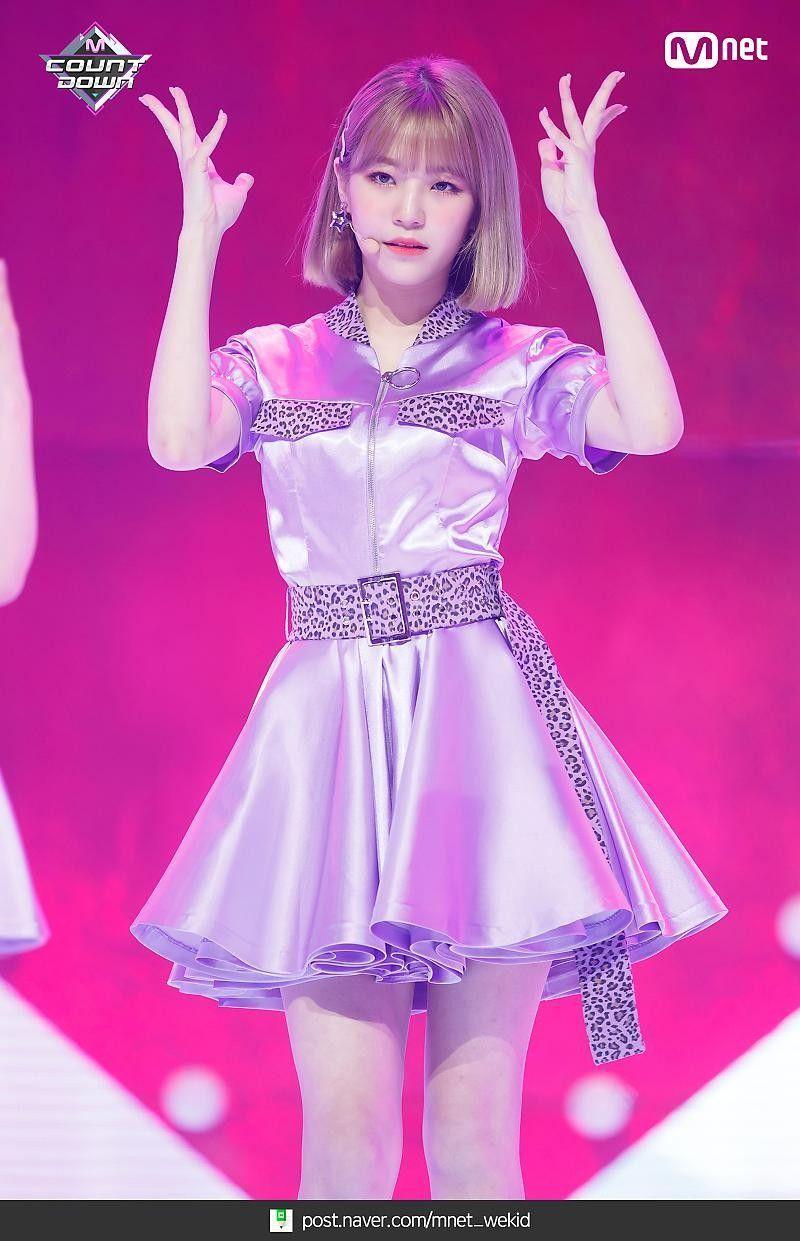 프로미스나인 백지헌1