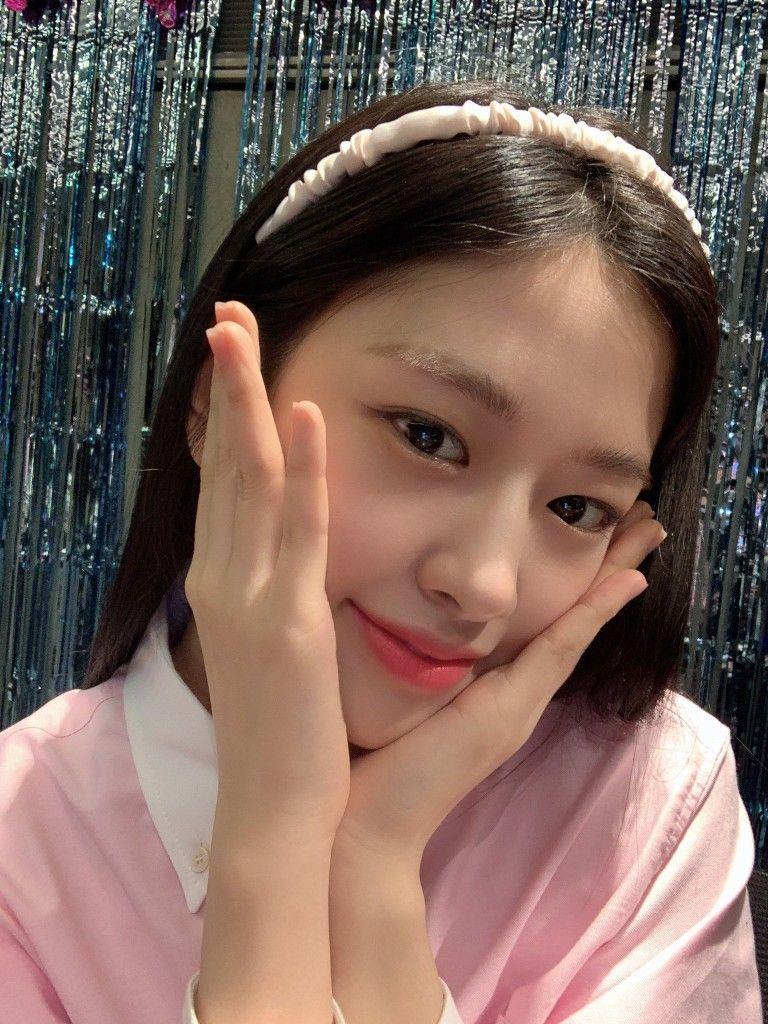 IVE YUJIN0