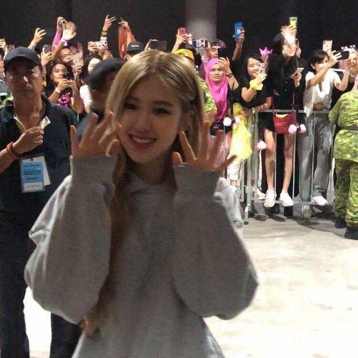 BLACKPINK ROSE0