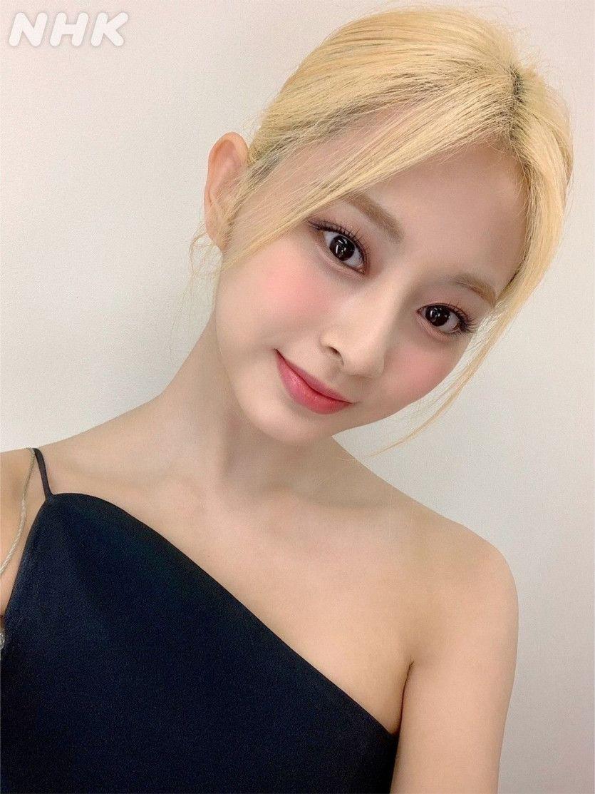 TWICE Tzuyu2