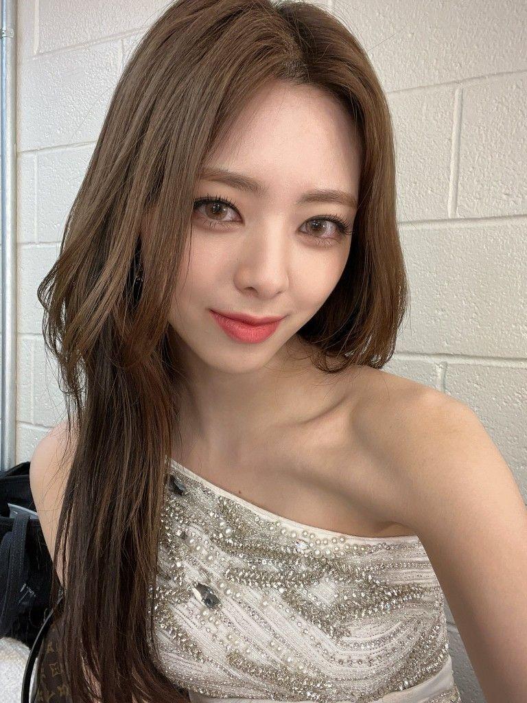 ITZY Yuna2
