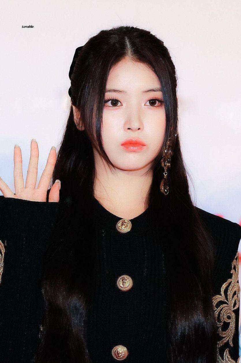NMIXX jiwoo3