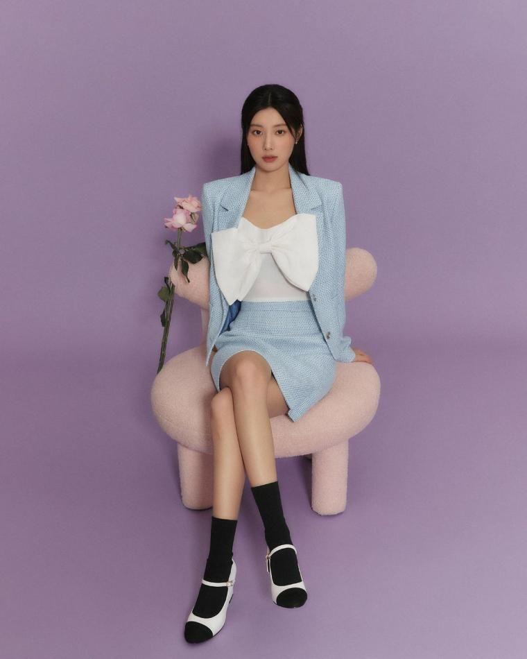 강혜원 로엠0