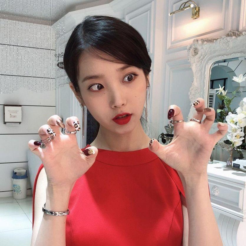 아이유 포토.0