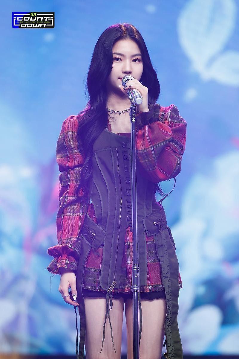 스테이씨 이채영0