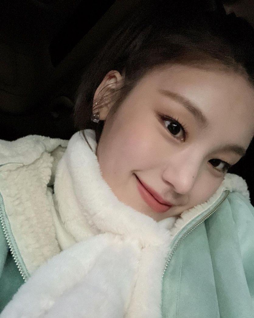 예지 인스타4