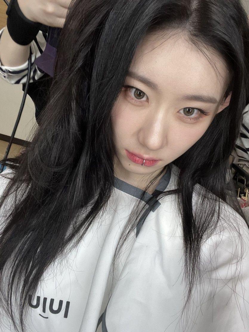 ITZY Chaeryeong3