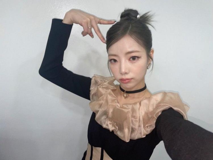 PURPLE KISS  NA GOEUN2