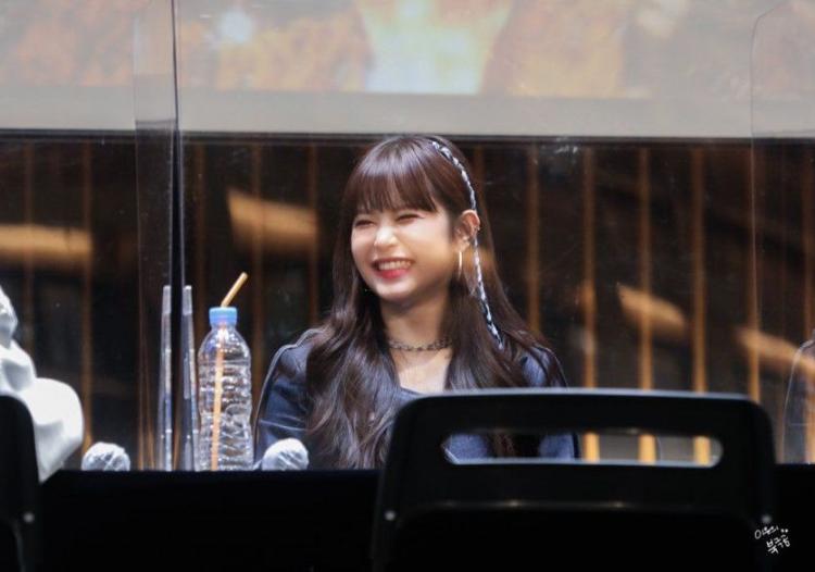 EVERGLOW 박지원3