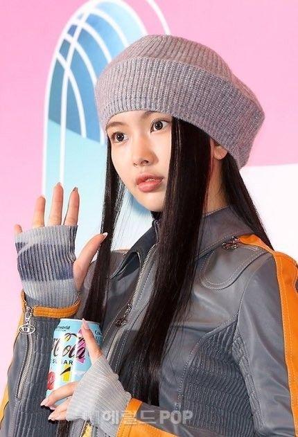 NEW JEANS  HYEIN0