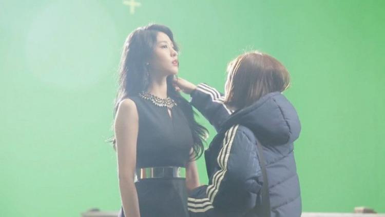 게임광고찍는 설현4
