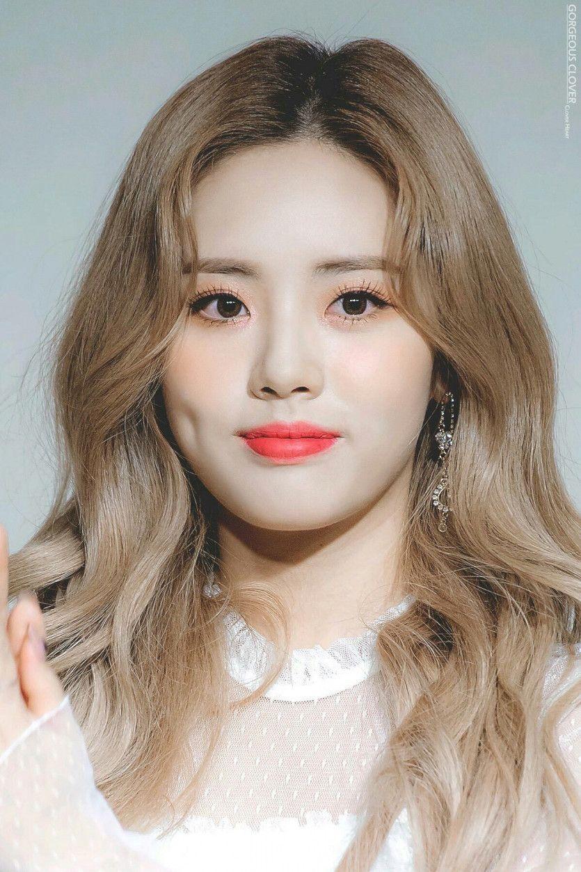 FROMIS9 Park Ji Won0