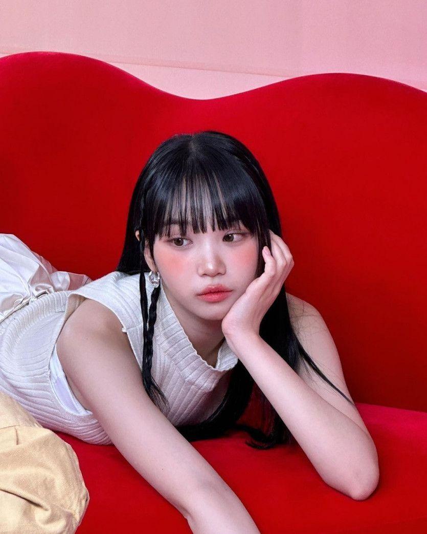 LE SSERAFIM CHAEWON0