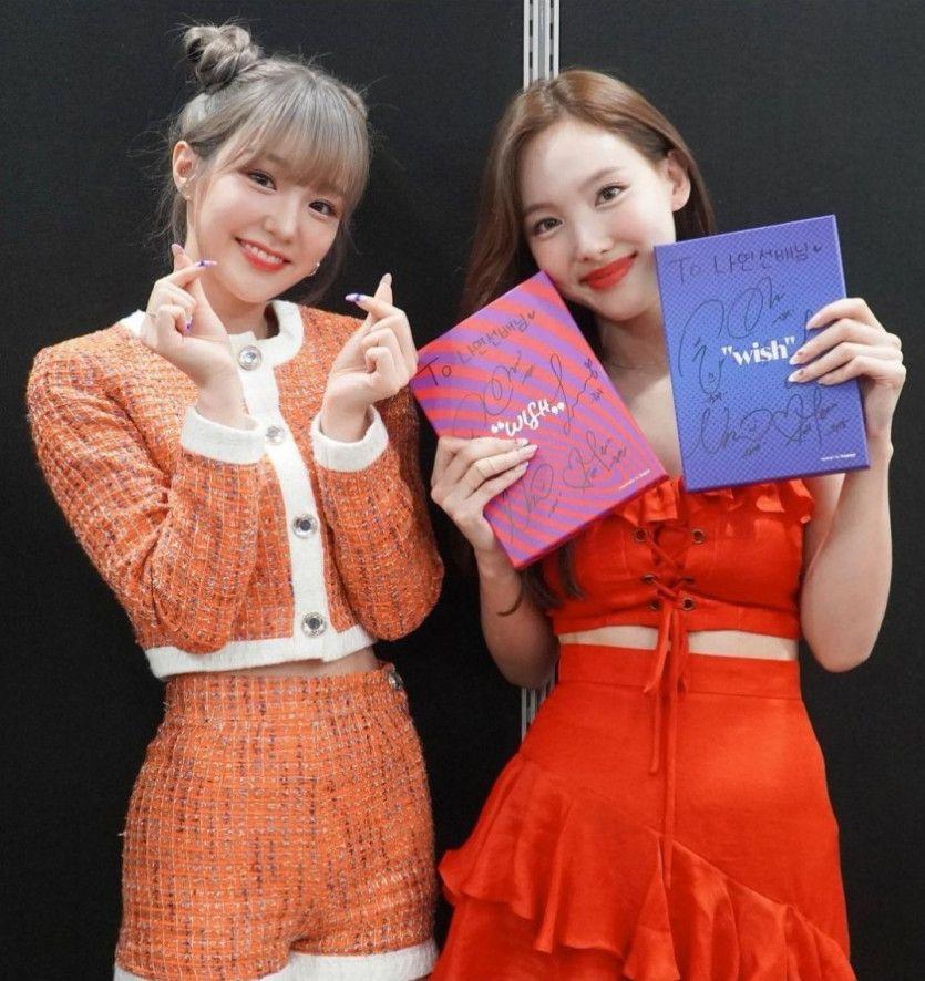 선배 트와이스와 후배 우아!0