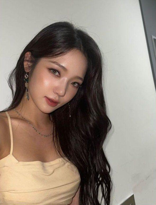 살짝 그을린 피부 프로미스9 노지선0