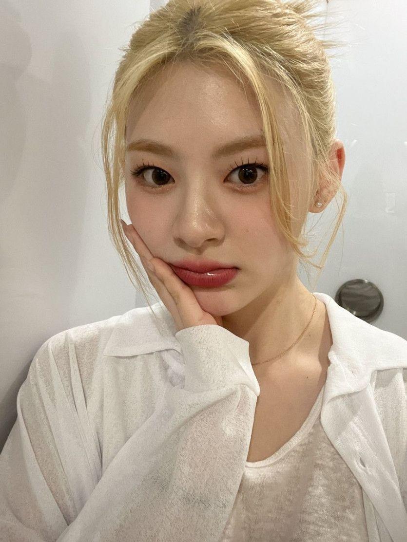 STAYC SEEUN0