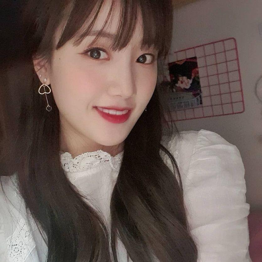 Cherry Bullet Haeyoon1