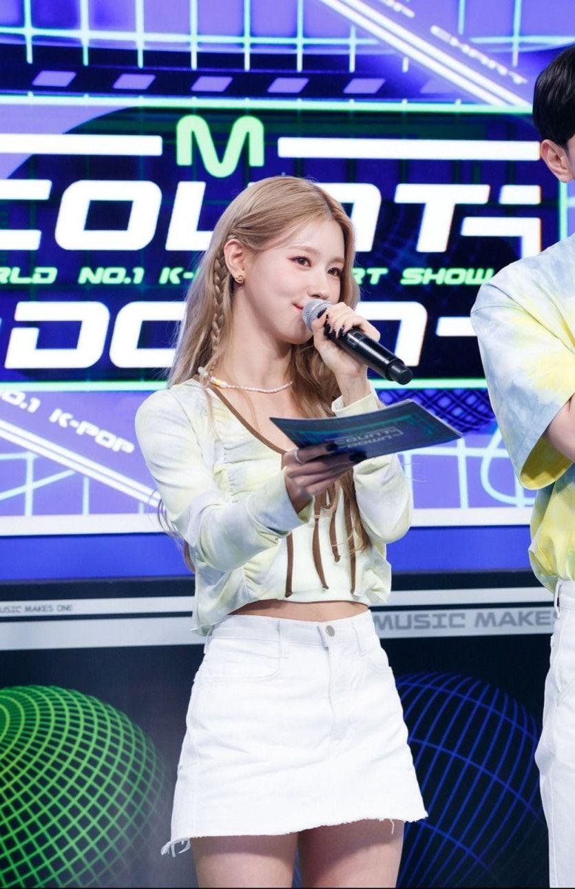 G-IDLE MiYeon3