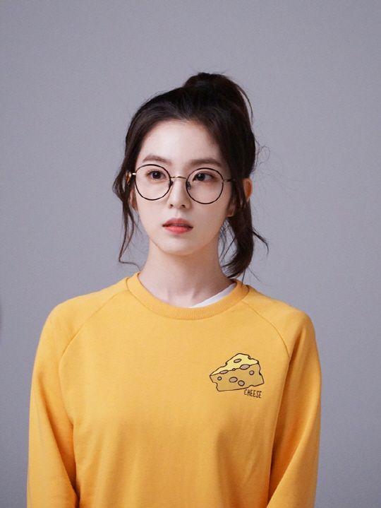 안경 낀 아이돌2
