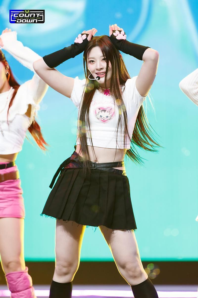 STAYC SIEUN2