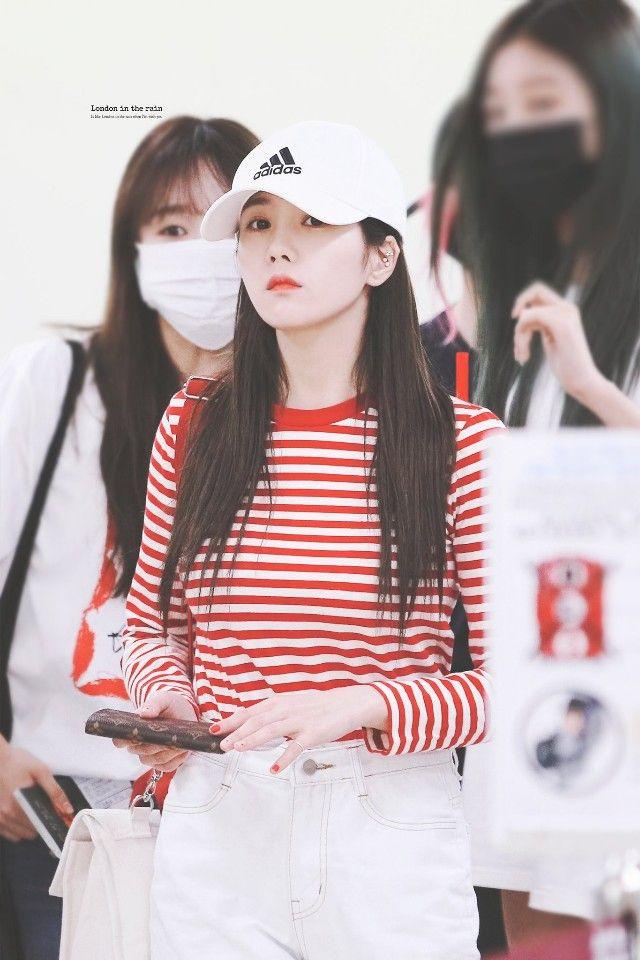 권은비2