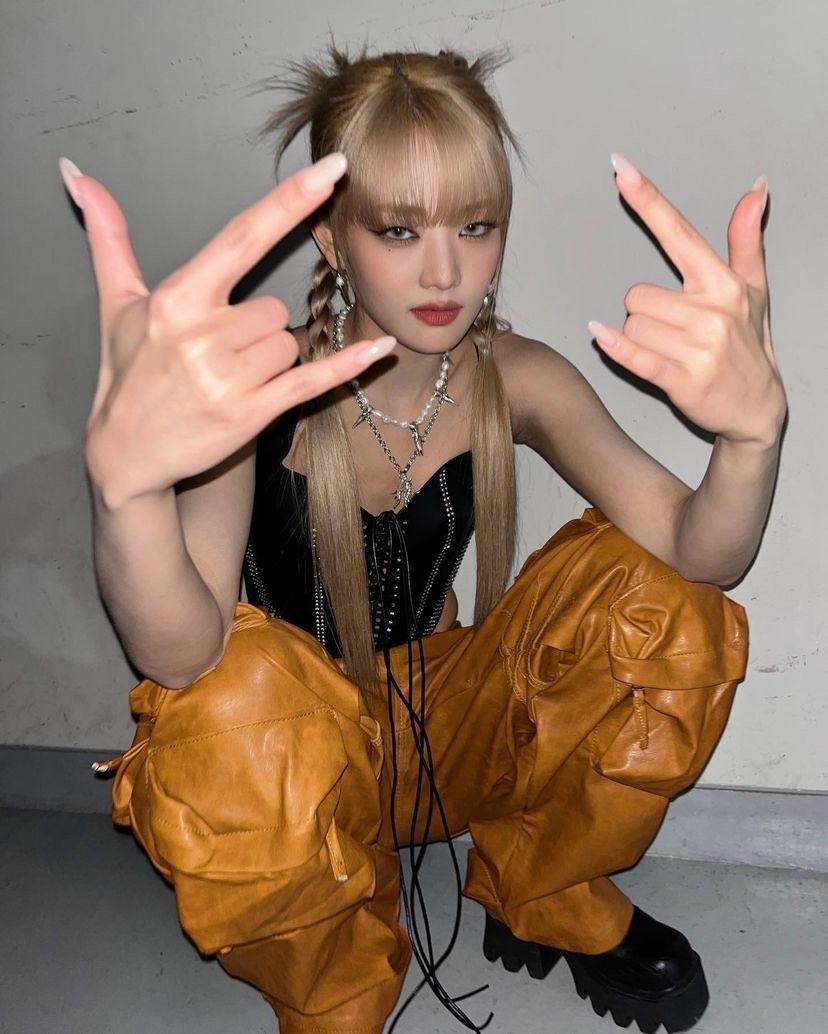 (G)-IDLE MINNIE2
