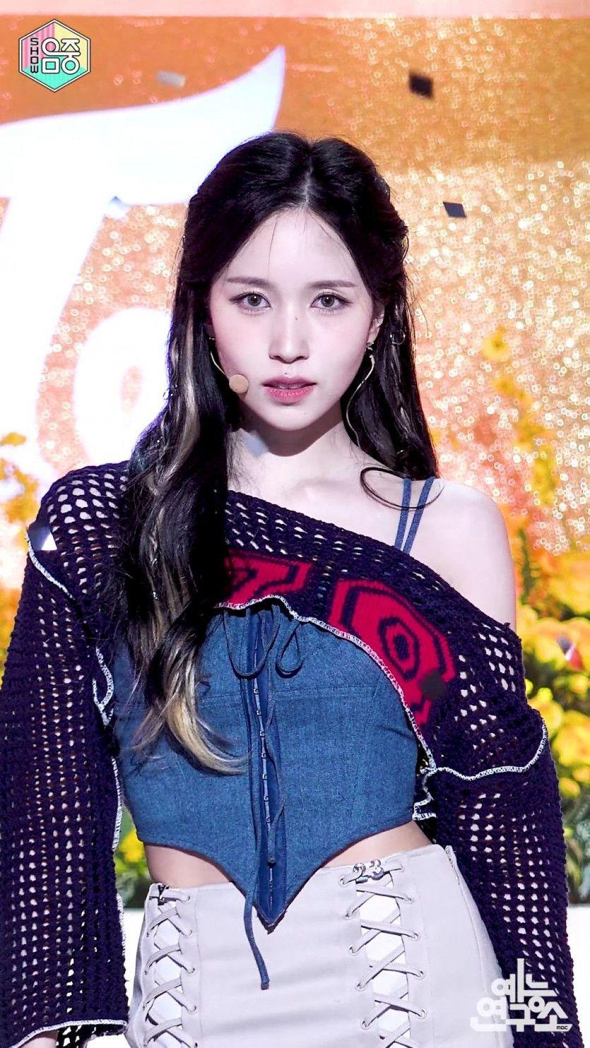TWICE Mina2