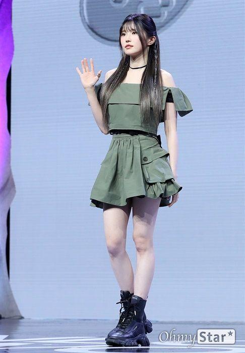 프로미스나인 송하영1