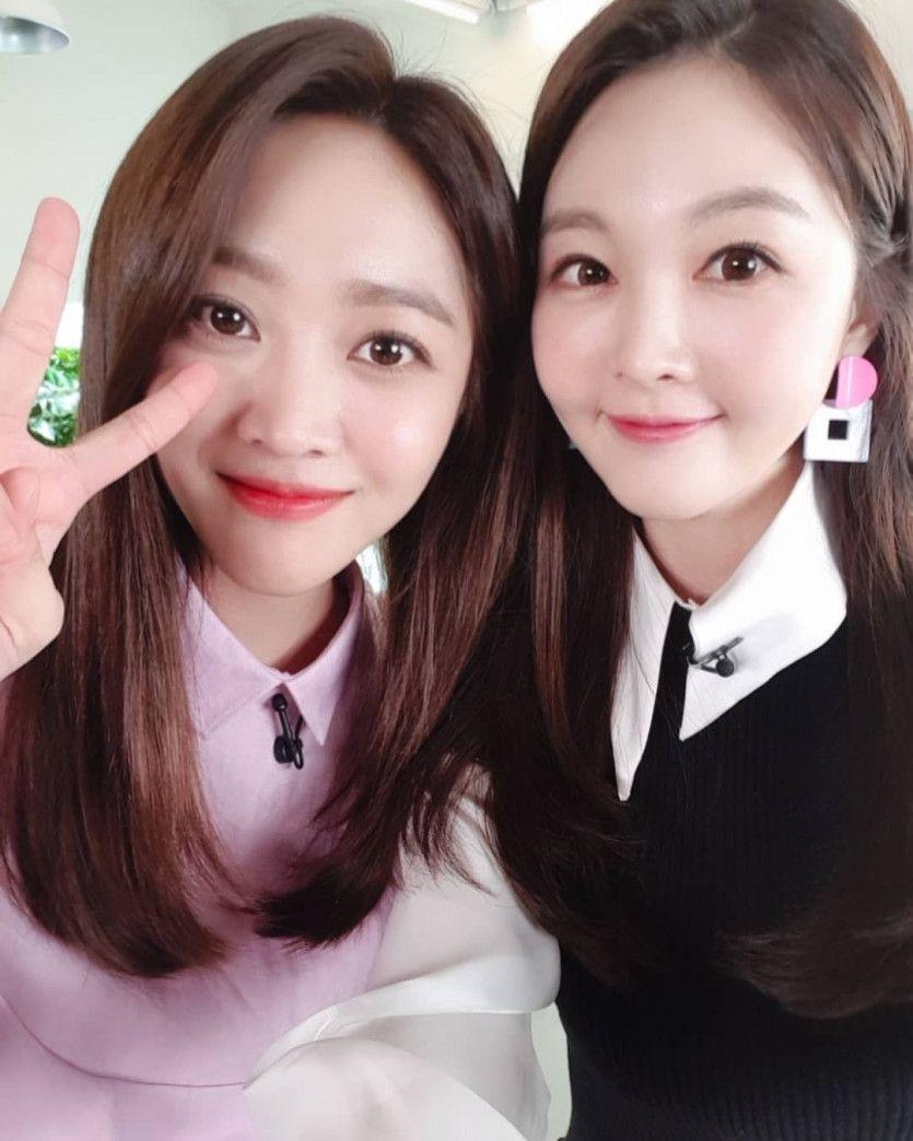조보아 with 윤지연 리포터 (연예가중계)0