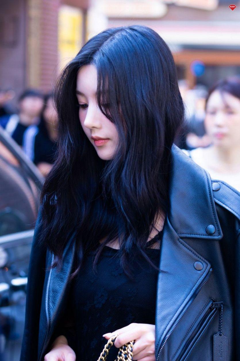 권은비2