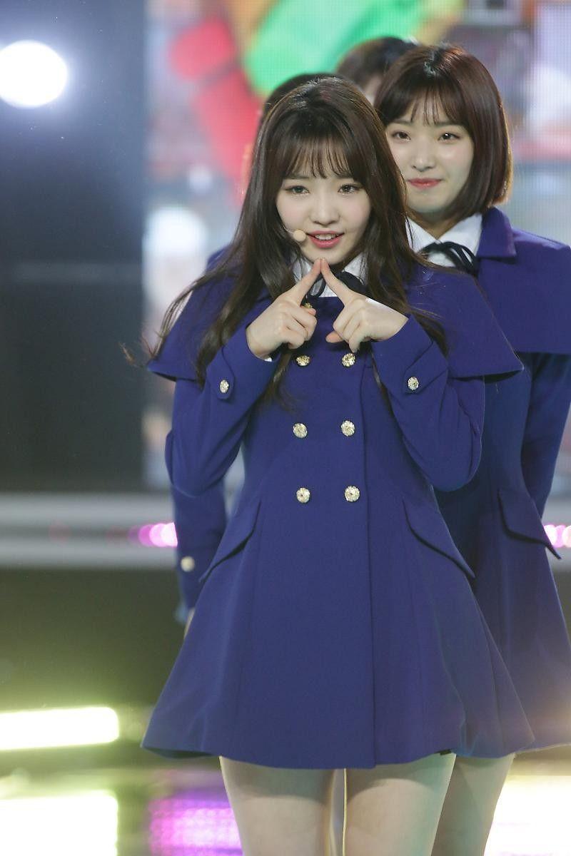 FROMIS9 Roh Ji Sun0