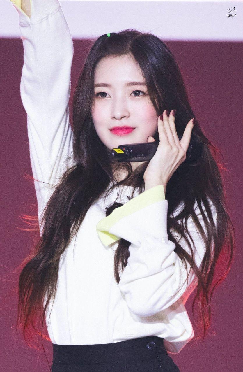 Oh My Girl Arin1