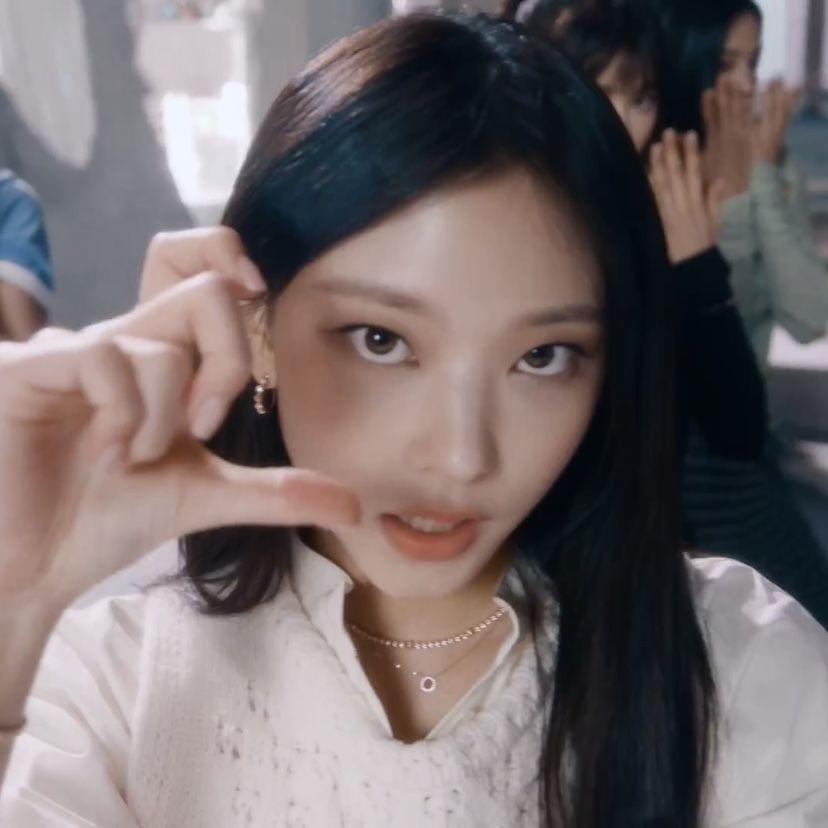 뉴진스 해린1