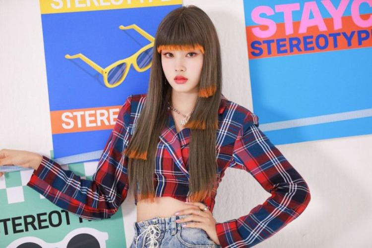 STAYC 윤1