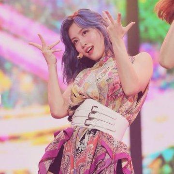 TWICE 모모1