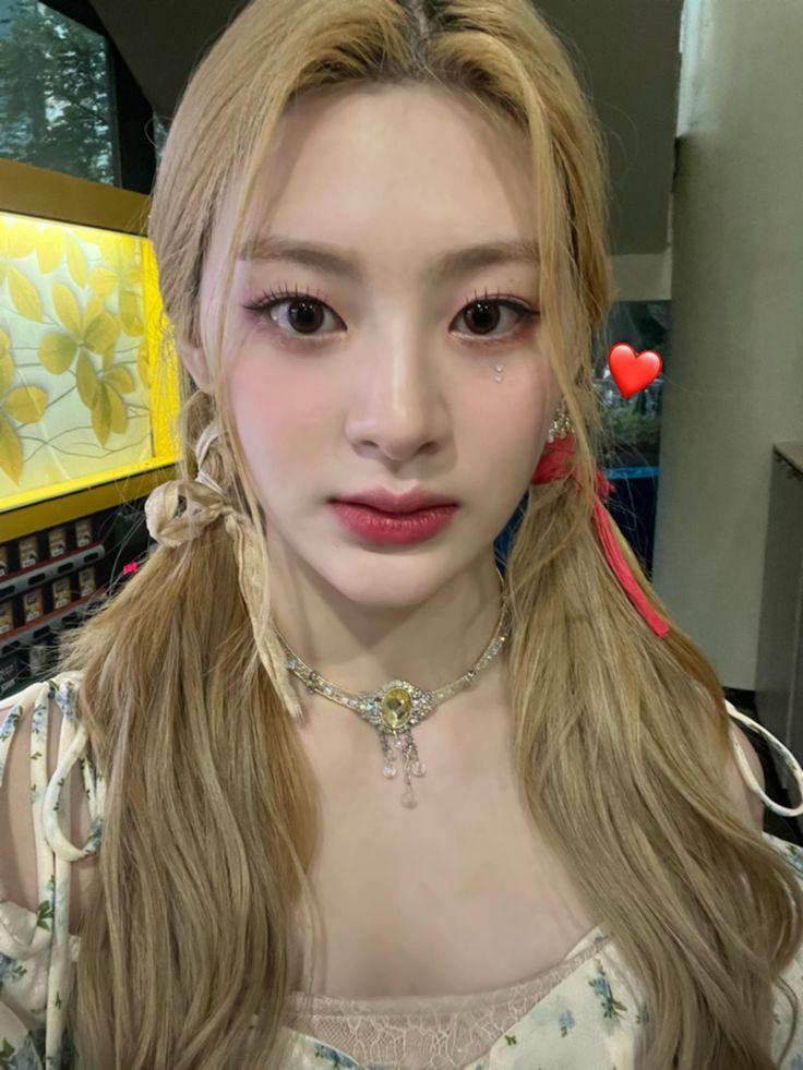 스테이씨 윤세은1