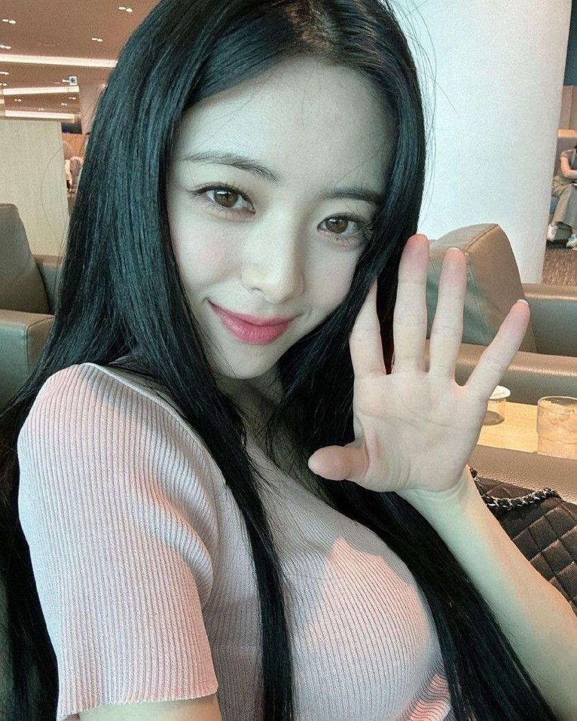 ITZY 유나0