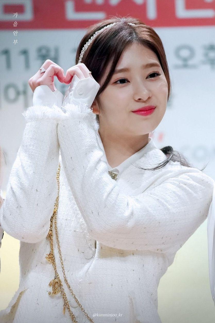 김민주 강혜원 영0