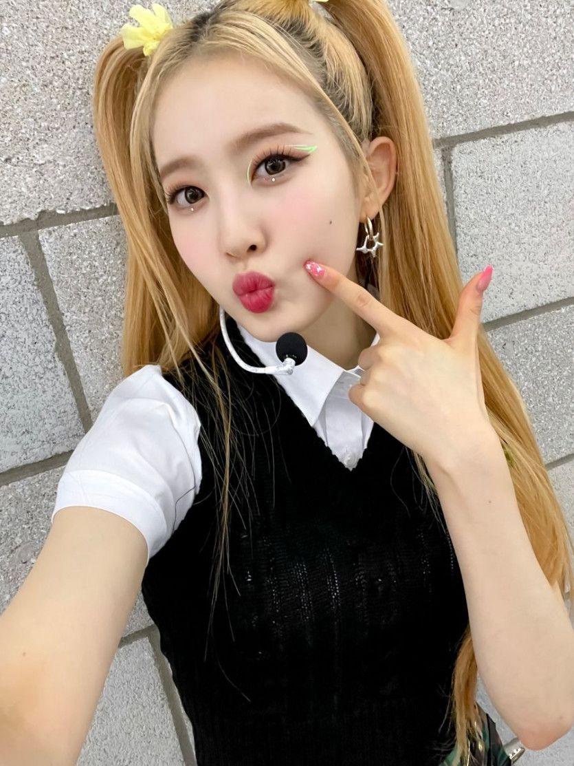STAYC SIEUN2