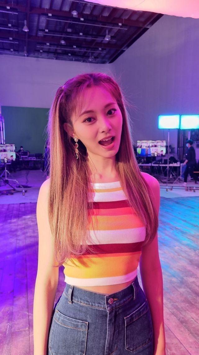 TWICE Tzuyu0