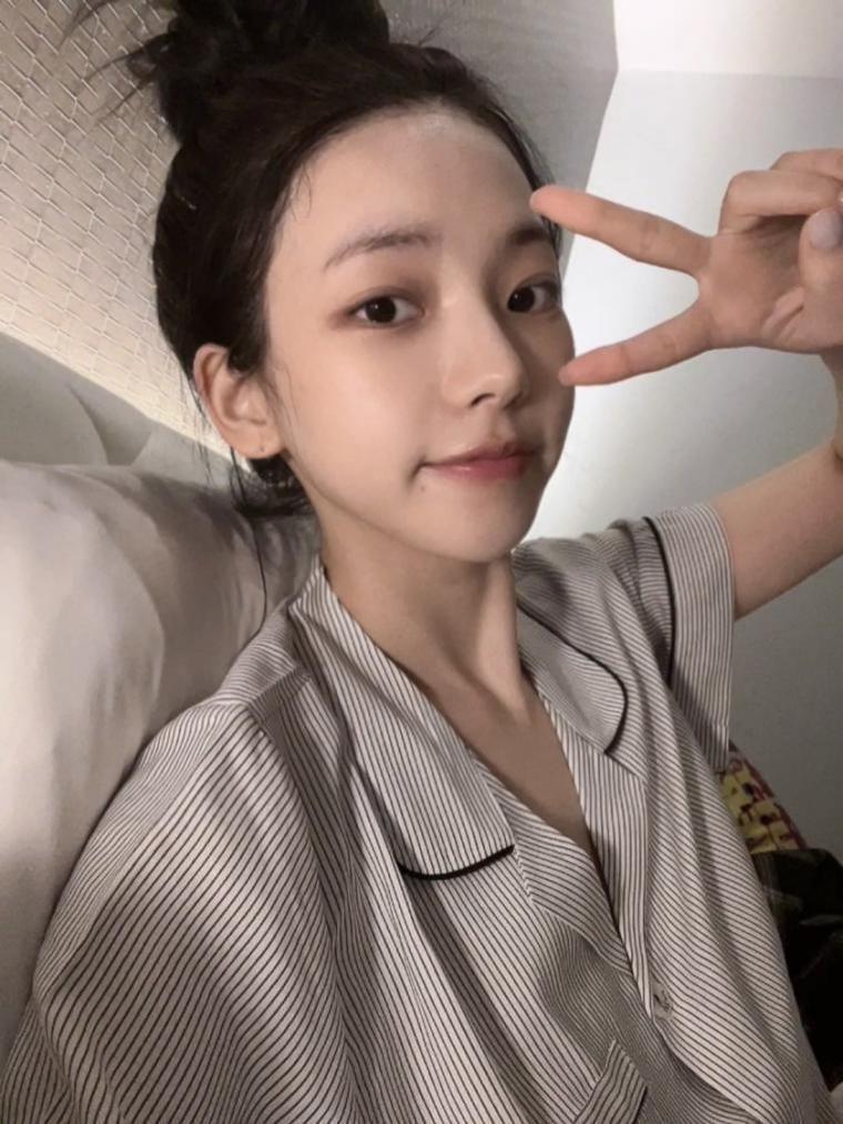 잠옷 입은 에스파 카리나1