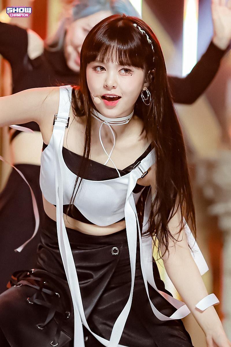 EVERGLOW 박지원3