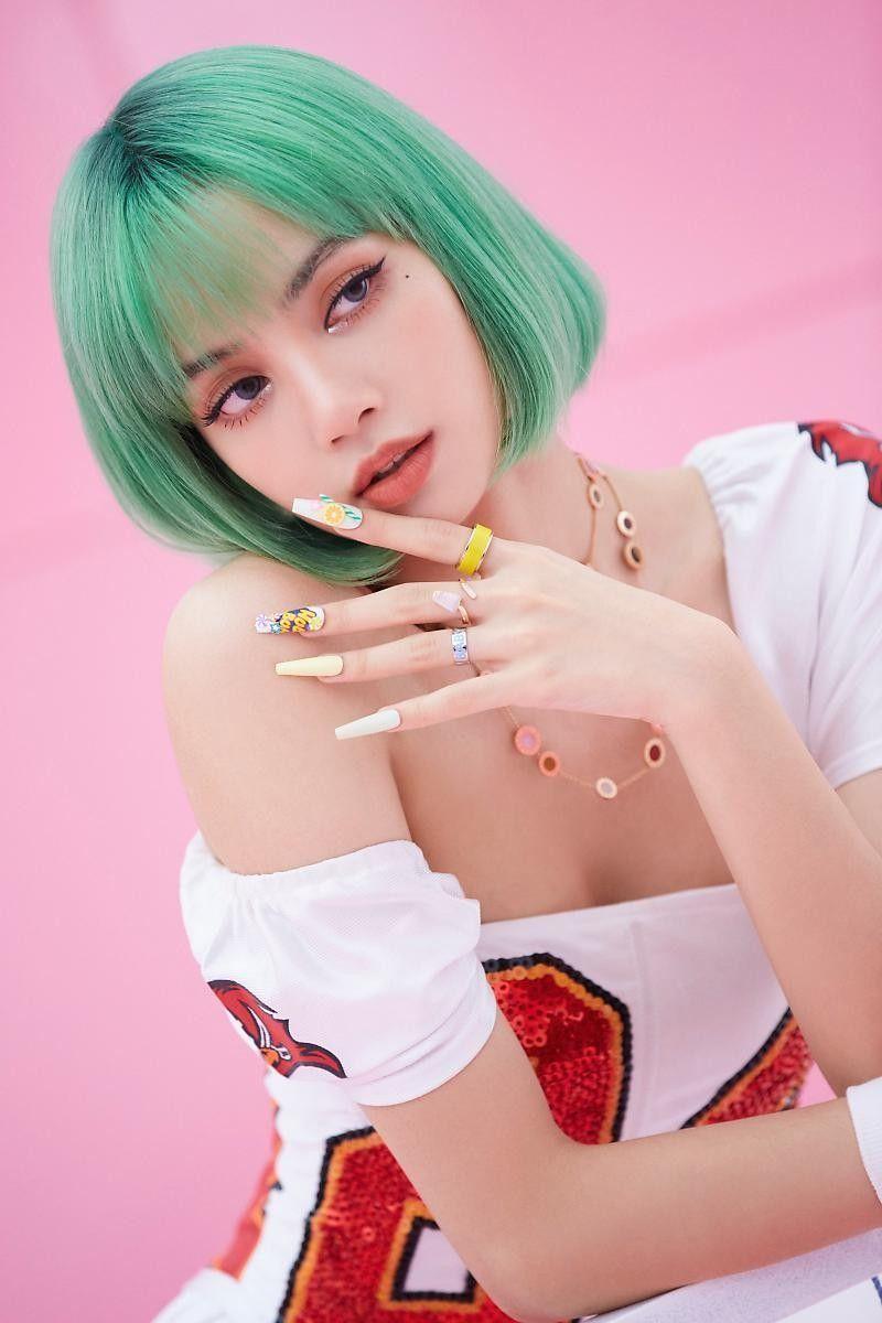 블랙핑크 리사2